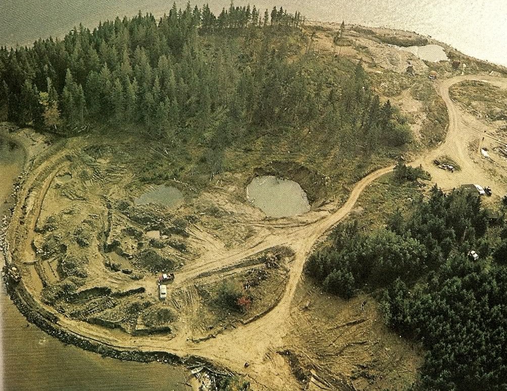 A picture of the dig site on oak island